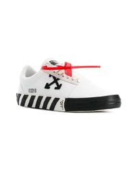 weiße und schwarze niedrige Sneakers von Off-White