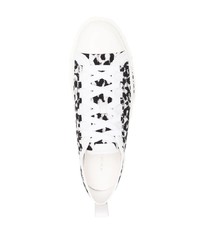 weiße und schwarze Segeltuch niedrige Sneakers mit Leopardenmuster von Amiri