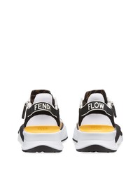 weiße und schwarze Sportschuhe von Fendi