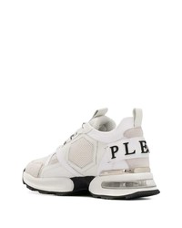 weiße und schwarze Sportschuhe von Philipp Plein