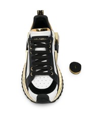 weiße und schwarze Sportschuhe von Dolce & Gabbana