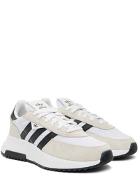 weiße und schwarze Sportschuhe von adidas Originals