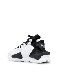 weiße und schwarze Sportschuhe von Y-3