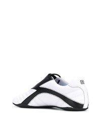 weiße und schwarze Sportschuhe von Balenciaga