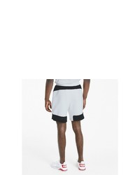 weiße und schwarze Sportshorts von Puma