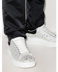 weiße und schwarze verzierte Leder niedrige Sneakers von Alexander McQueen