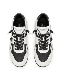 weiße verzierte Leder niedrige Sneakers von Valentino Garavani