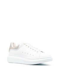 weiße verzierte Leder niedrige Sneakers von Alexander McQueen