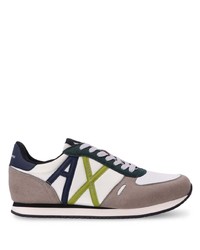 weiße Wildleder niedrige Sneakers von Armani Exchange