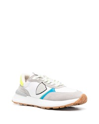 weiße Wildleder niedrige Sneakers von Philippe Model Paris