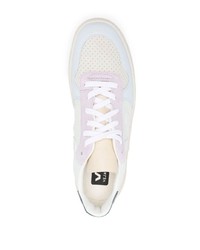 weiße Wildleder niedrige Sneakers von Veja