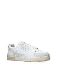 weiße Wildleder niedrige Sneakers von Kurt Geiger London