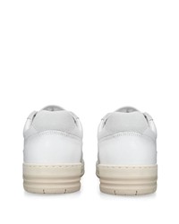 weiße Wildleder niedrige Sneakers von Kurt Geiger London