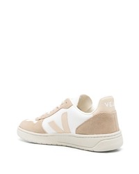 weiße Wildleder niedrige Sneakers von Veja