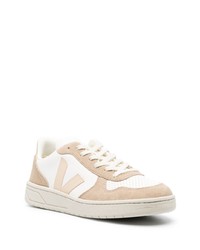 weiße Wildleder niedrige Sneakers von Veja