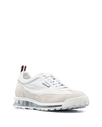 weiße Wildleder Sportschuhe von Thom Browne