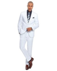 weißer Anzug