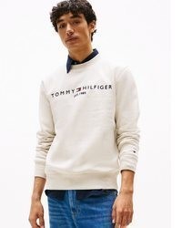 weißer bedruckter Pullover mit einem Rundhalsausschnitt von Tommy Hilfiger