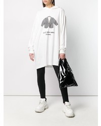 weißer bedruckter Pullover mit einer Kapuze von MM6 MAISON MARGIELA