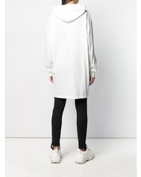 weißer bedruckter Pullover mit einer Kapuze von MM6 MAISON MARGIELA