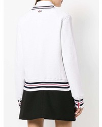 weißer horizontal gestreifter Pullover mit einem V-Ausschnitt von Thom Browne