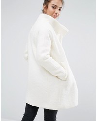 weißer Mantel mit Reliefmuster von Pull&Bear