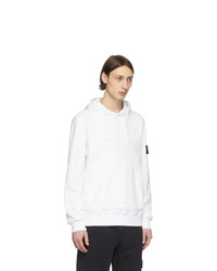 weißer Pullover mit einem Kapuze von Stone Island