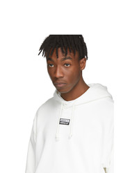 weißer Pullover mit einem Kapuze von adidas Originals