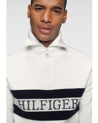 weißer Pullover mit einem Reißverschluss am Kragen von Tommy Hilfiger