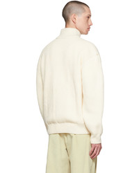 weißer Pullover mit einem Reißverschluß von AMOMENTO