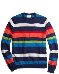 weißer und roter und dunkelblauer horizontal gestreifter Pullover