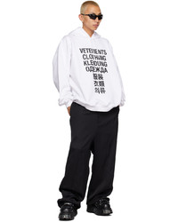 weißer und schwarzer bedruckter Pullover mit einem Kapuze von Vetements