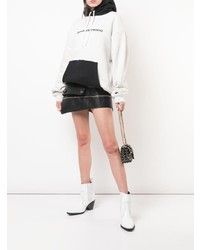 weißer und schwarzer bedruckter Pullover mit einer Kapuze von Alexander Wang