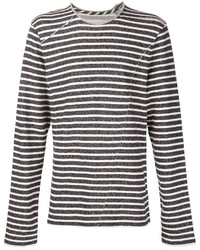 weißer und schwarzer horizontal gestreifter Pullover mit einem Rundhalsausschnitt