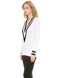 weißer und schwarzer horizontal gestreifter Pullover mit einem V-Ausschnitt von Rag and Bone