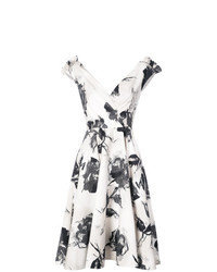 weißes ausgestelltes Kleid mit Blumenmuster von Christian Siriano