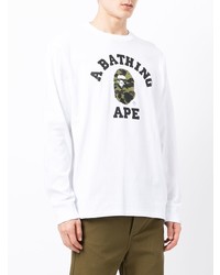 weißes bedrucktes Langarmshirt von A Bathing Ape