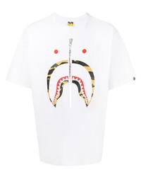 weißes bedrucktes T-Shirt mit einem Rundhalsausschnitt von A Bathing Ape