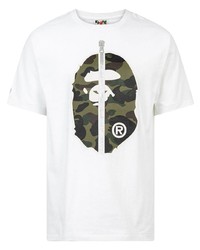 weißes bedrucktes T-Shirt mit einem Rundhalsausschnitt von A Bathing Ape