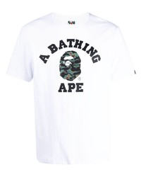 weißes bedrucktes T-Shirt mit einem Rundhalsausschnitt von A Bathing Ape