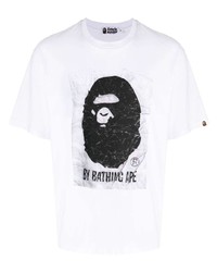 weißes bedrucktes T-Shirt mit einem Rundhalsausschnitt von A Bathing Ape