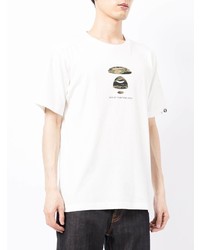 weißes bedrucktes T-Shirt mit einem Rundhalsausschnitt von AAPE BY A BATHING APE