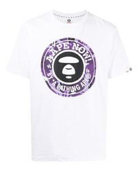 weißes bedrucktes T-Shirt mit einem Rundhalsausschnitt von AAPE BY A BATHING APE