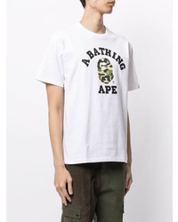 weißes bedrucktes T-Shirt mit einem Rundhalsausschnitt von A Bathing Ape