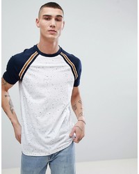 weißes bedrucktes T-Shirt mit einem Rundhalsausschnitt von ASOS DESIGN