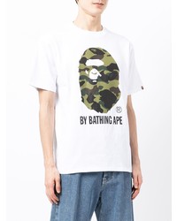 weißes bedrucktes T-Shirt mit einem Rundhalsausschnitt von A Bathing Ape