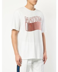 weißes bedrucktes T-Shirt mit einem Rundhalsausschnitt von P.E Nation