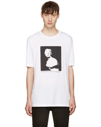 weißes bedrucktes T-Shirt mit einem Rundhalsausschnitt von BLK DNM