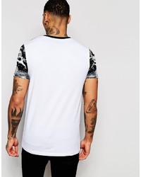 weißes bedrucktes T-Shirt mit einem Rundhalsausschnitt von Asos