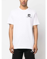 weißes bedrucktes T-Shirt mit einem Rundhalsausschnitt von The North Face